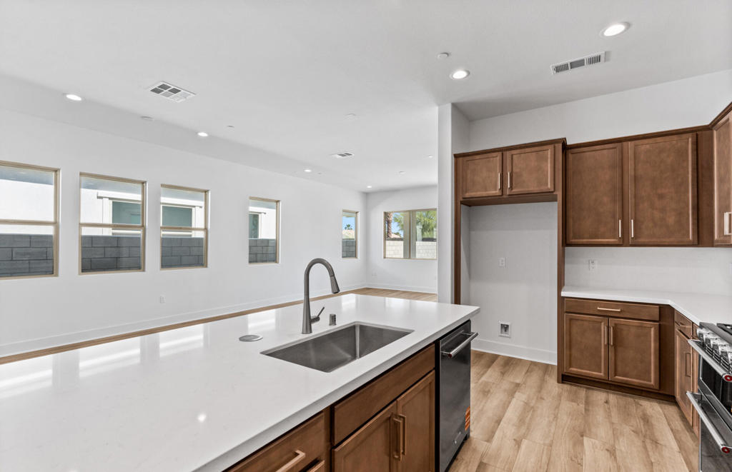 80 685 San Clemente Drive Property Photo 13