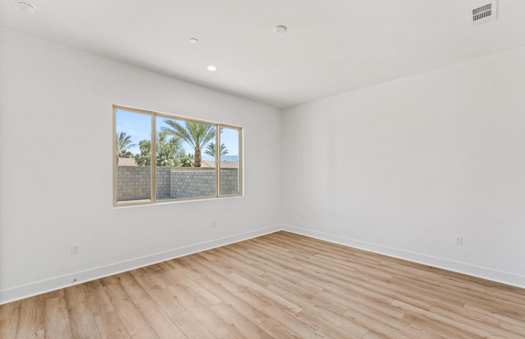 80 685 San Clemente Drive Property Photo 17