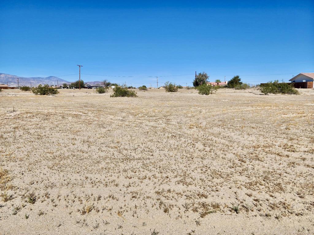 2268 Sand Man Avenue Property Photo 2