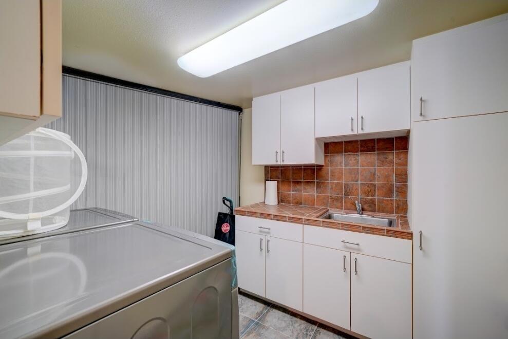 1377 Knoll Road #a Property Photo 6