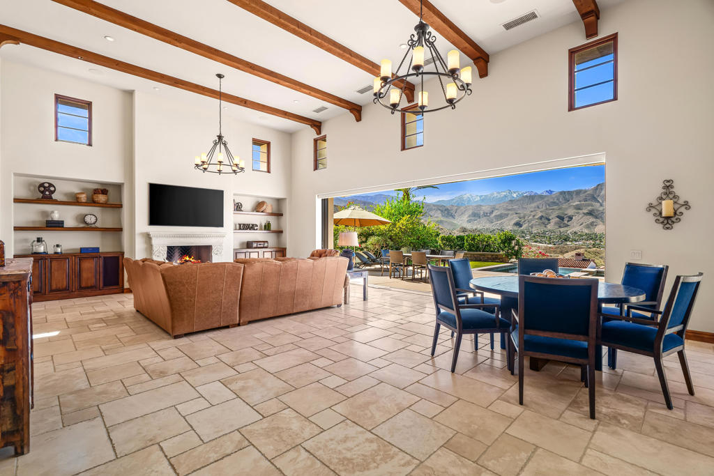 43 Mount San Jacinto Circle Property Photo 8