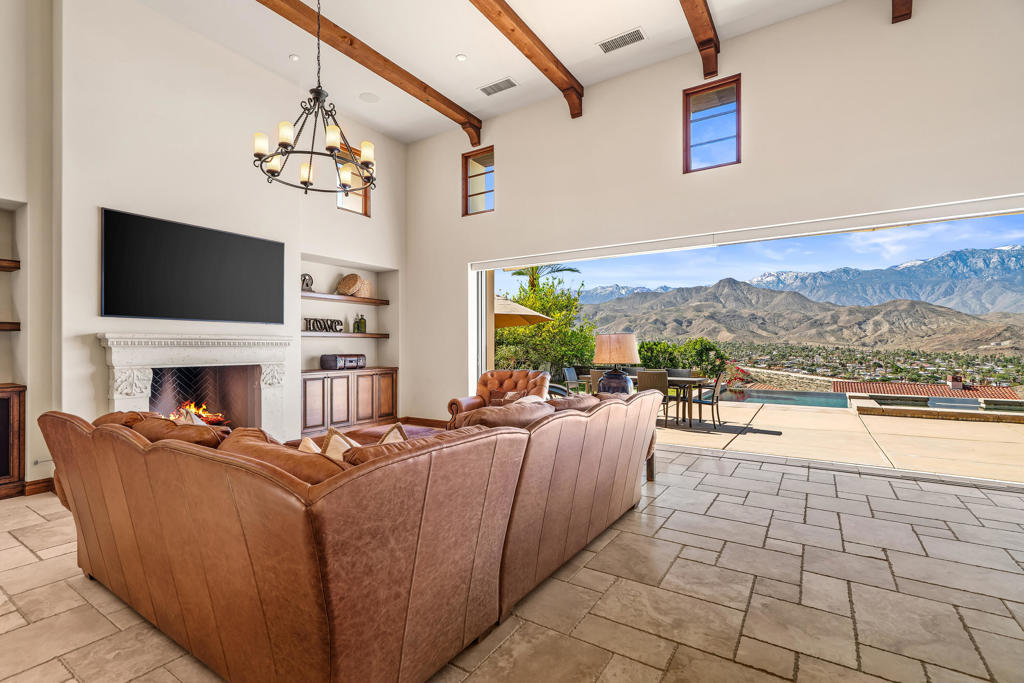 43 Mount San Jacinto Circle Property Photo 10