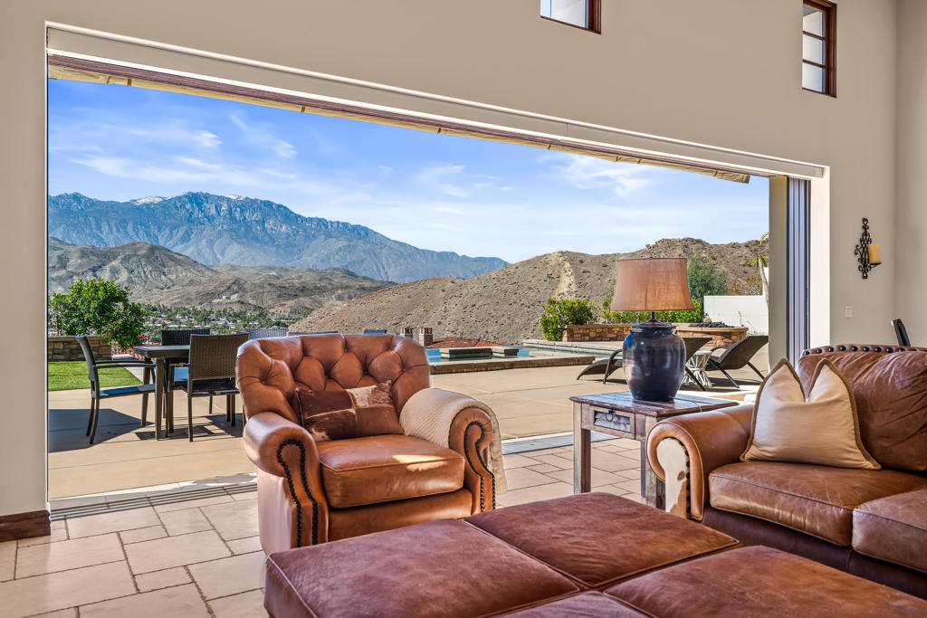 43 Mount San Jacinto Circle Property Photo 13