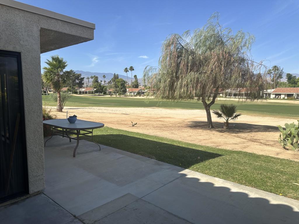 40461 Bay Hill Way Property Photo 2