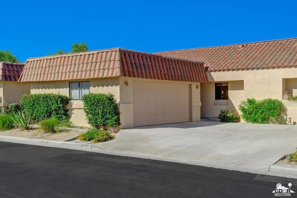40461 Bay Hill Way Property Photo 3