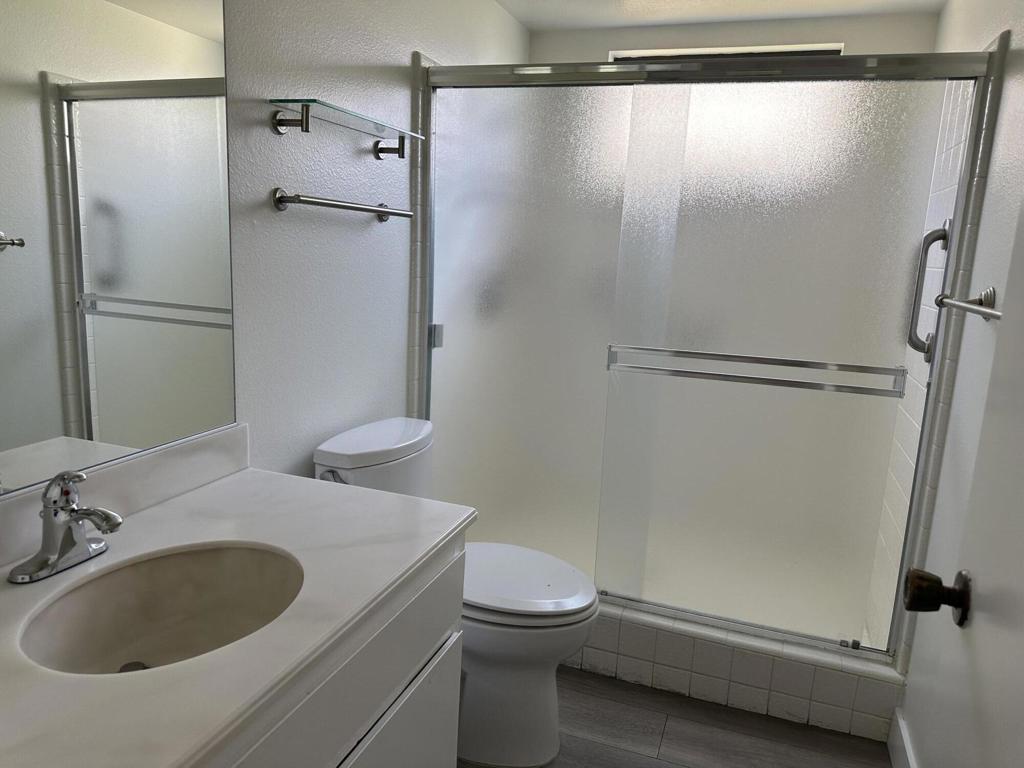 40461 Bay Hill Way Property Photo 9