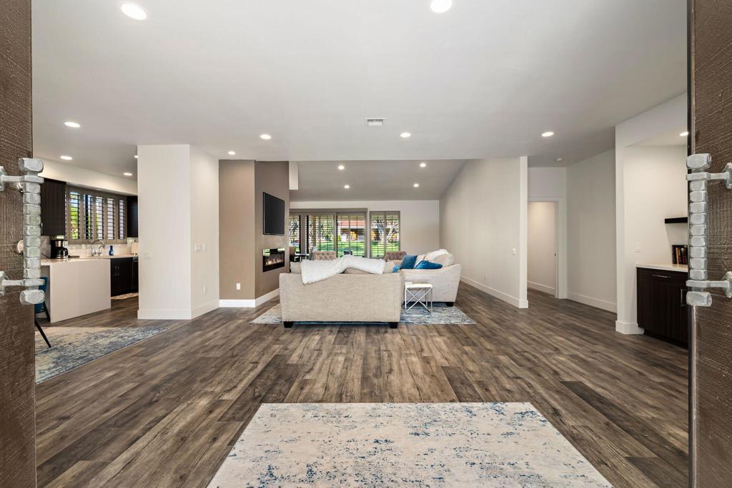 44839 Oro Grande Circle Property Photo 2