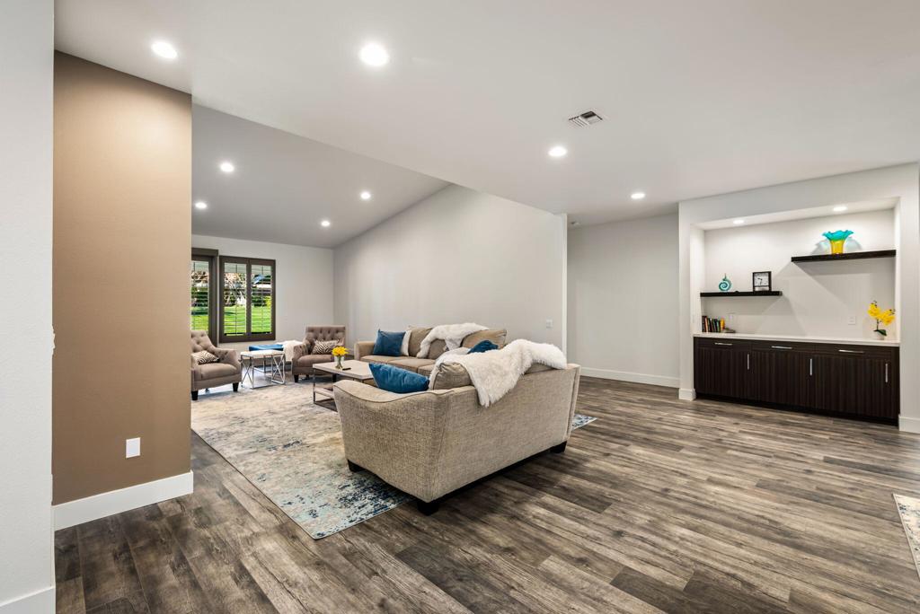 44839 Oro Grande Circle Property Photo 5