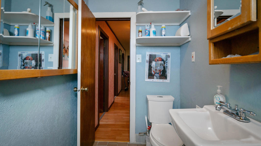 407 S Eastern Avenue Property Photo 13