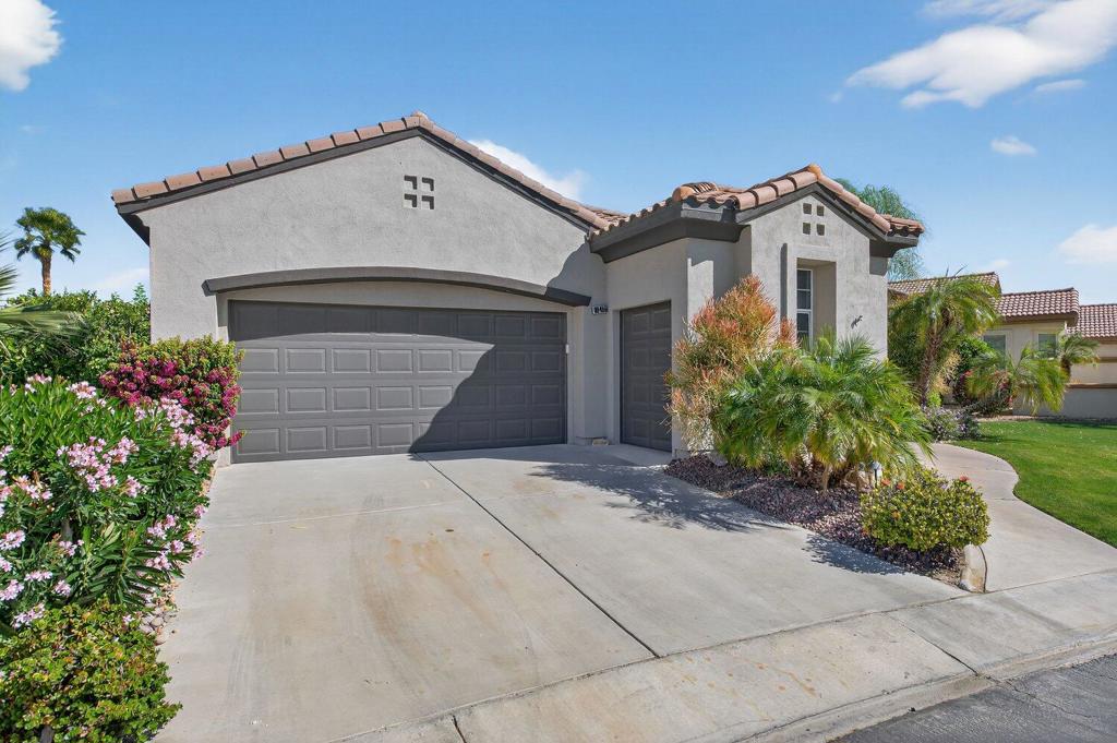 80456 Glen Eagles Court Property Photo 2