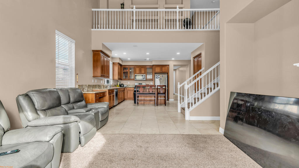 37523 Durwent Drive Property Photo 17
