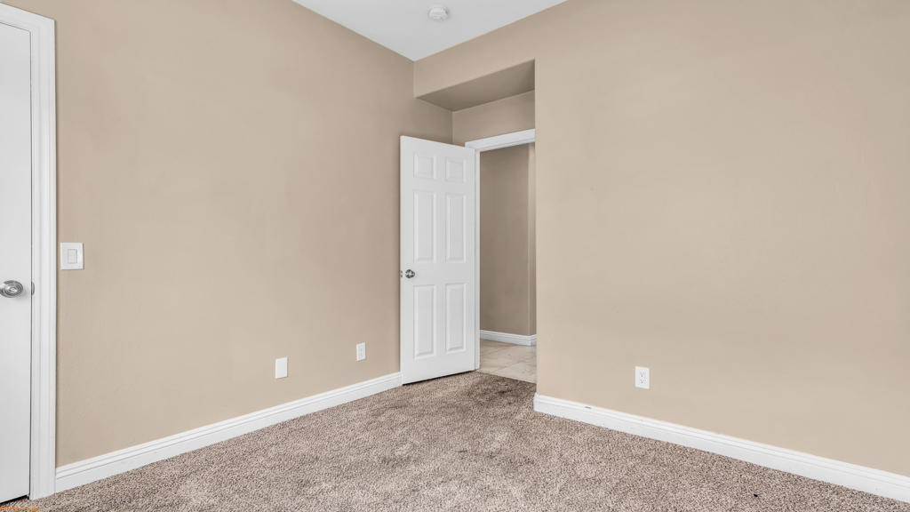 37523 Durwent Drive Property Photo 29