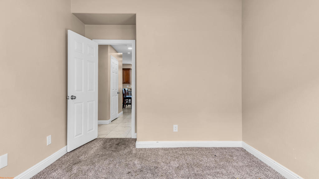 37523 Durwent Drive Property Photo 30