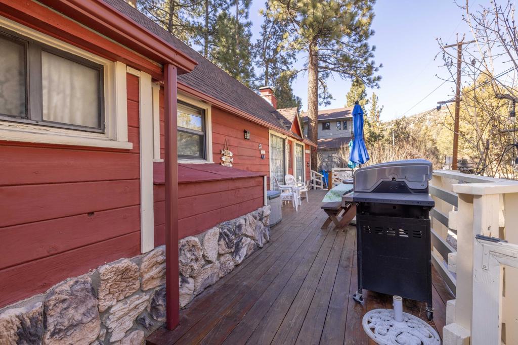 331 Mullins Drive Property Photo 10
