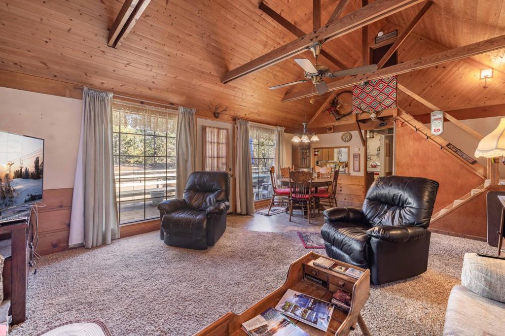 331 Mullins Drive Property Photo 14