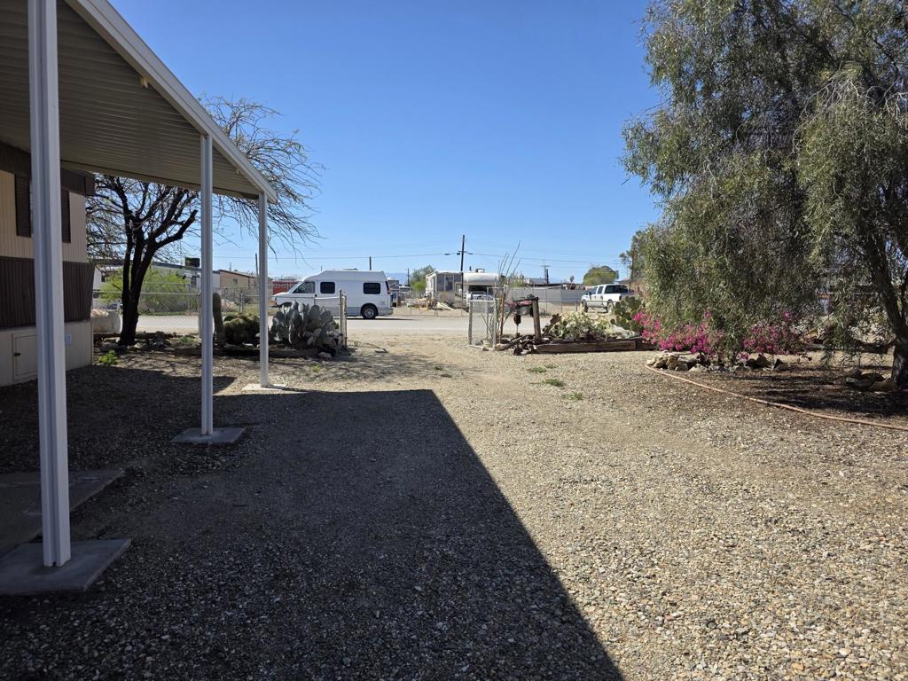 9554 Avenue E Property Photo 6