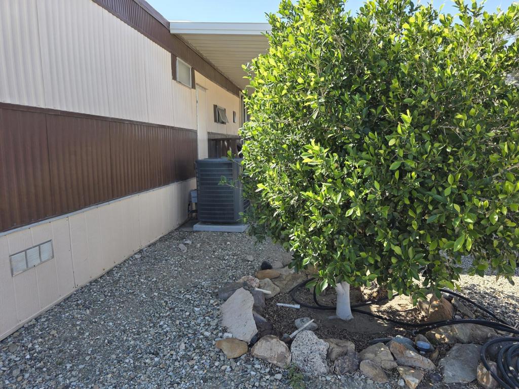 9554 Avenue E Property Photo 36