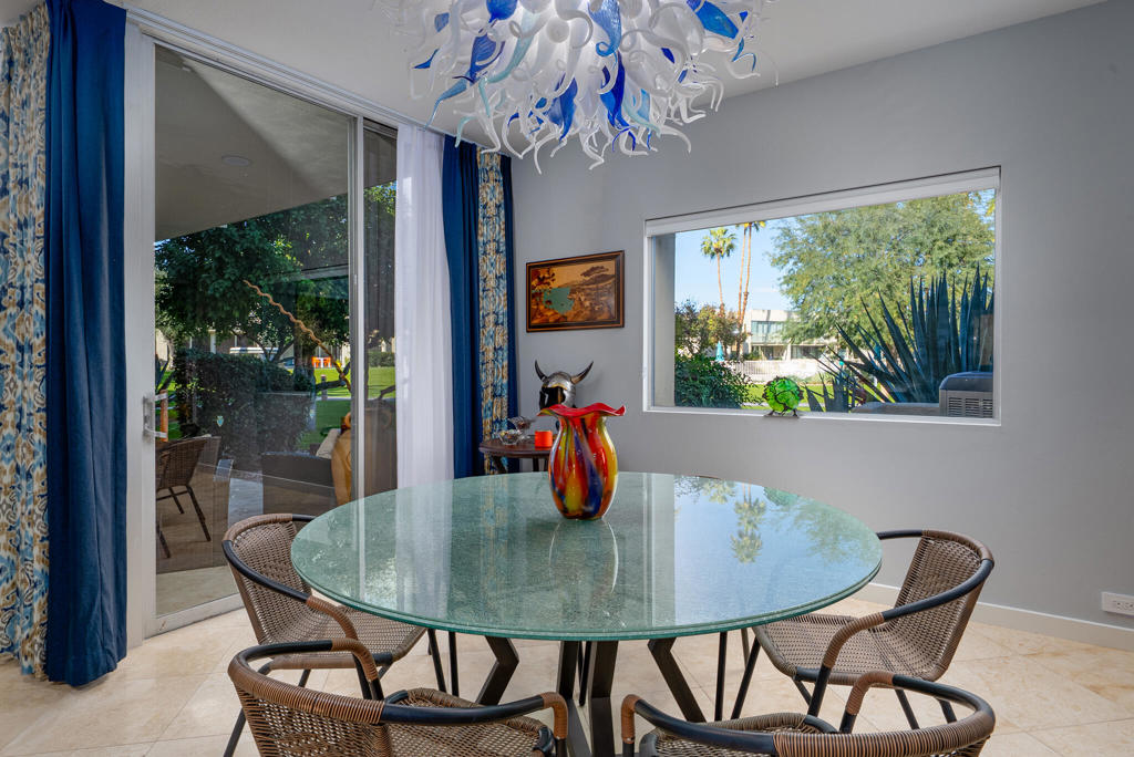 449 Desert Lakes Drive Property Photo 4