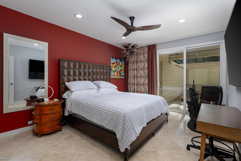 449 Desert Lakes Drive Property Photo 17