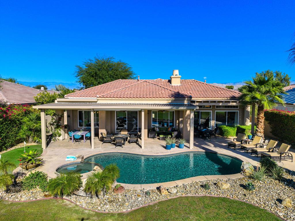 96 Via Bella Property Photo 9