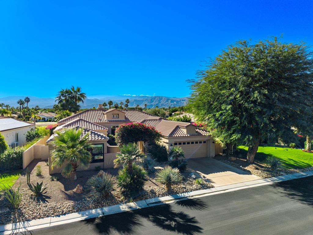 96 Via Bella Property Photo 17