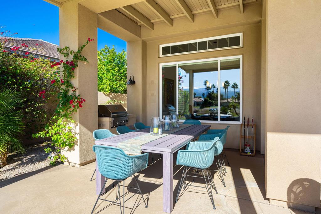 96 Via Bella Property Photo 27