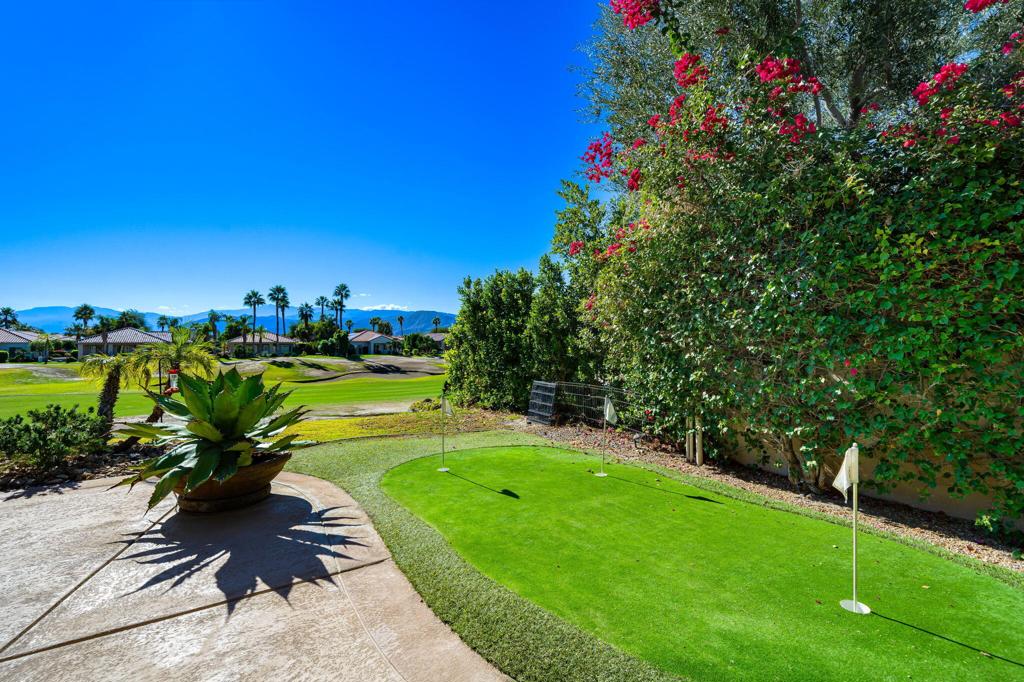96 Via Bella Property Photo 28