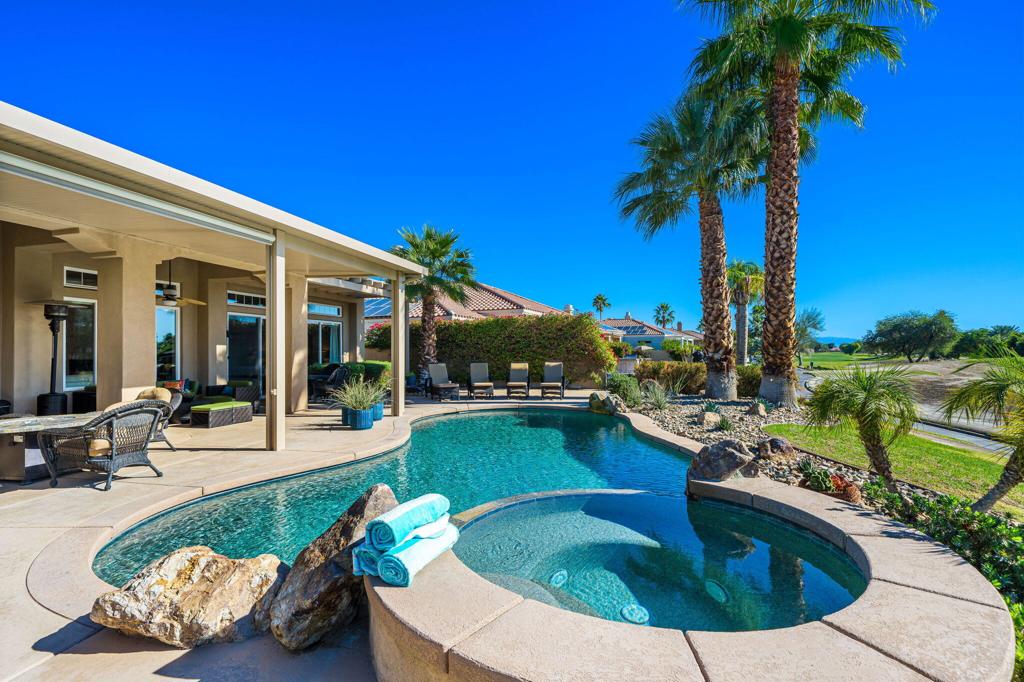 96 Via Bella Property Photo 30