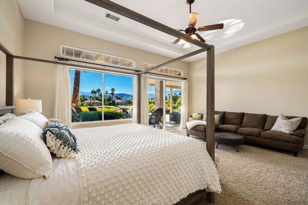 96 Via Bella Property Photo 33