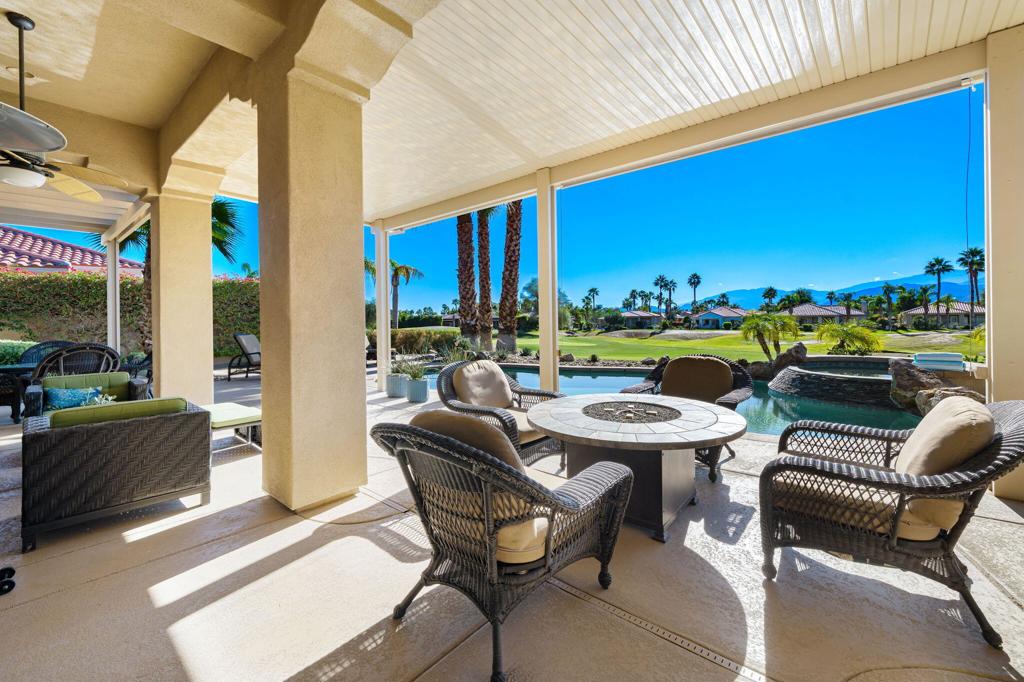 96 Via Bella Property Photo 40