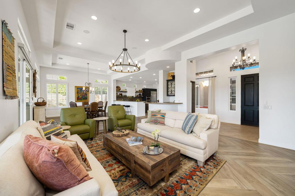 96 Via Bella Property Photo 46