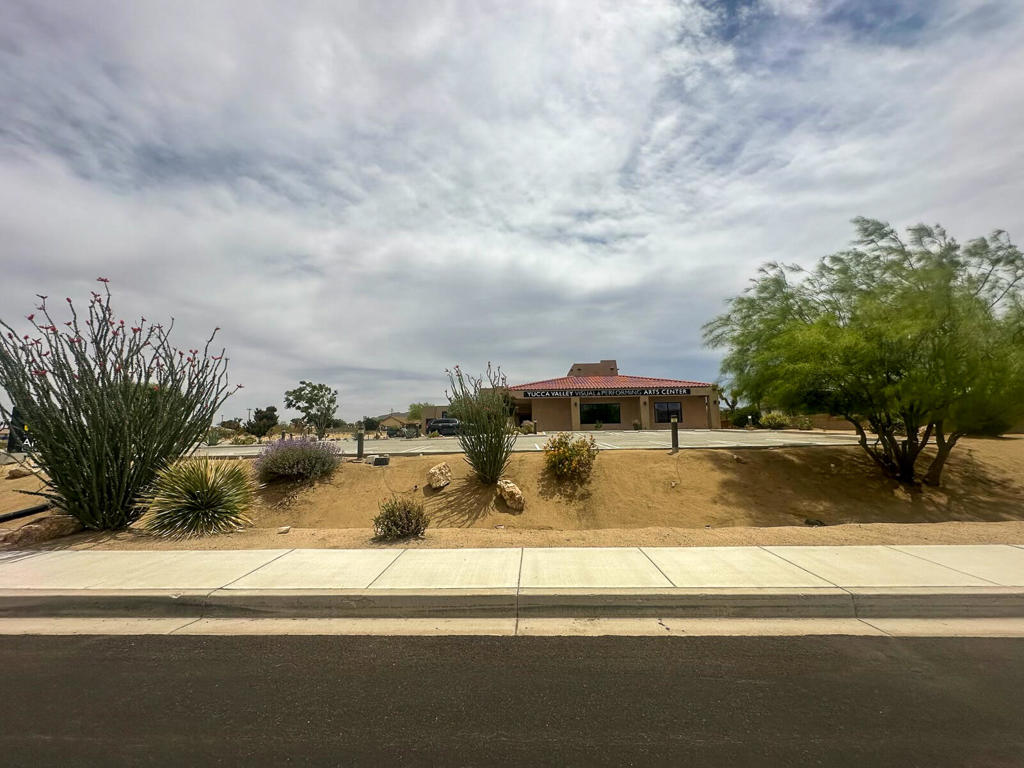 58325 29 Palms Highway Property Photo 31