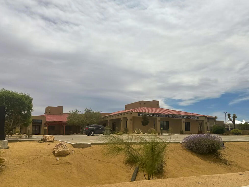 58325 29 Palms Highway Property Photo 33