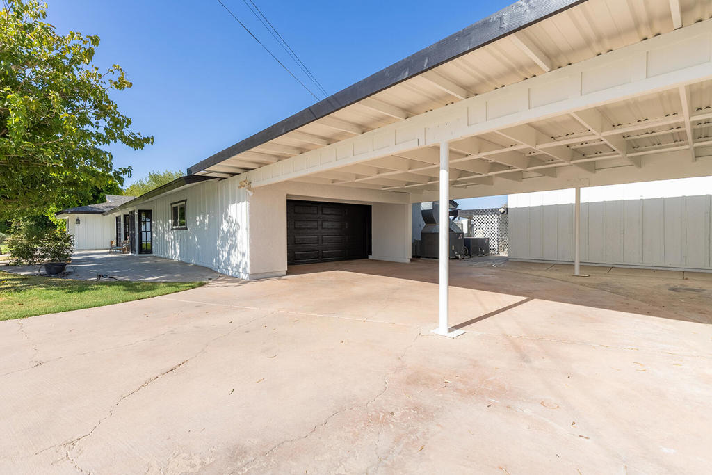 4444 Brandt Road Property Photo 13