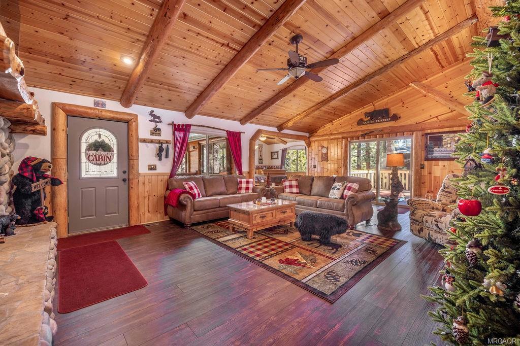 42779 Castlewood Road Property Photo 8