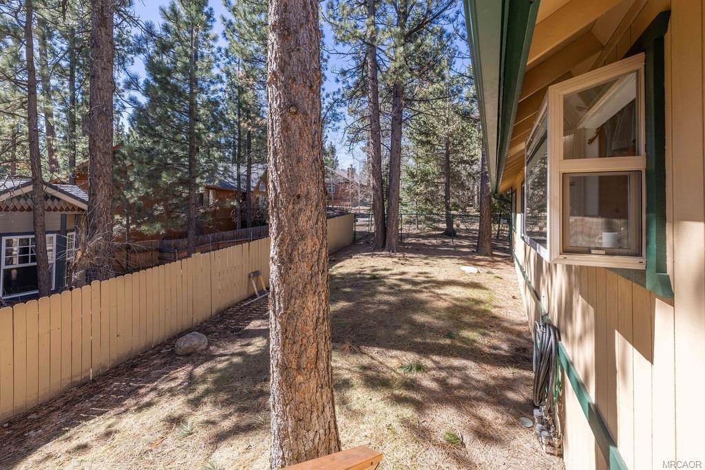 42779 Castlewood Road Property Photo 34