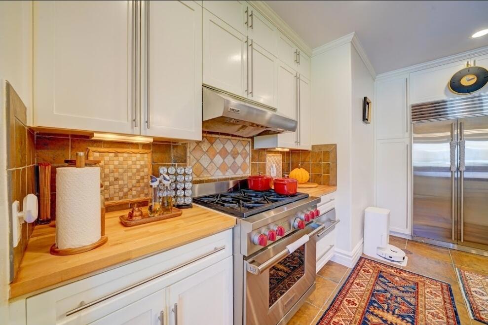1377 Knoll Road #b Property Photo 3