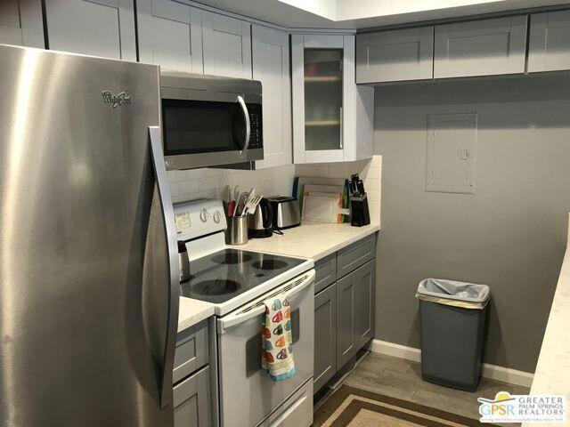 1655 E Palm Canyon Drive 812 Property Photo 6