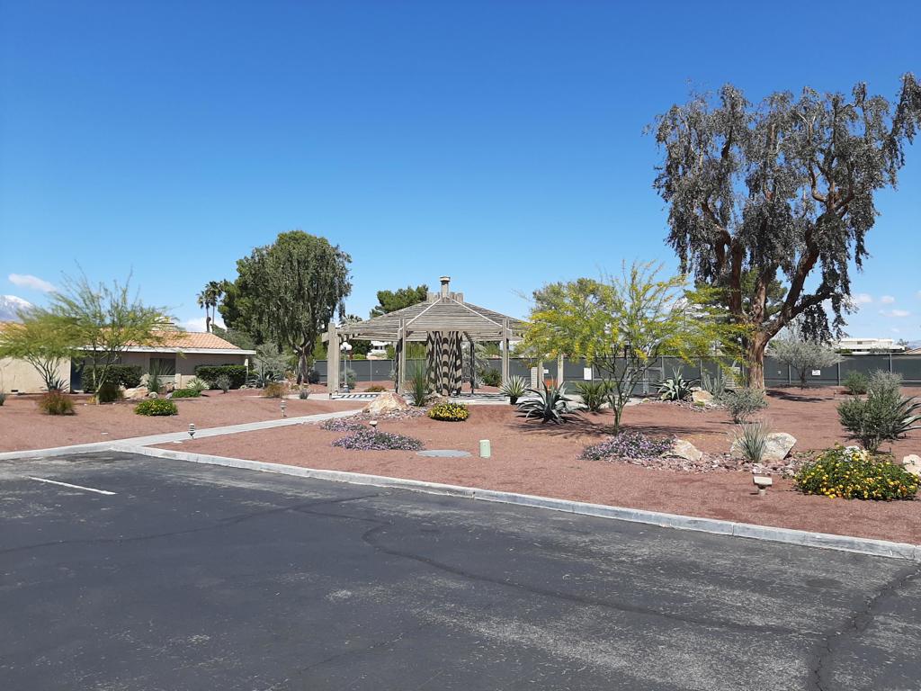 72385 Beverly Way Property Photo 8