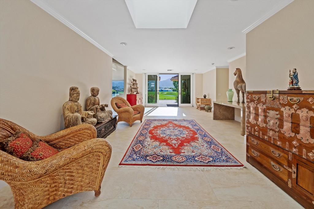 1 Mayfair Drive Property Photo 15