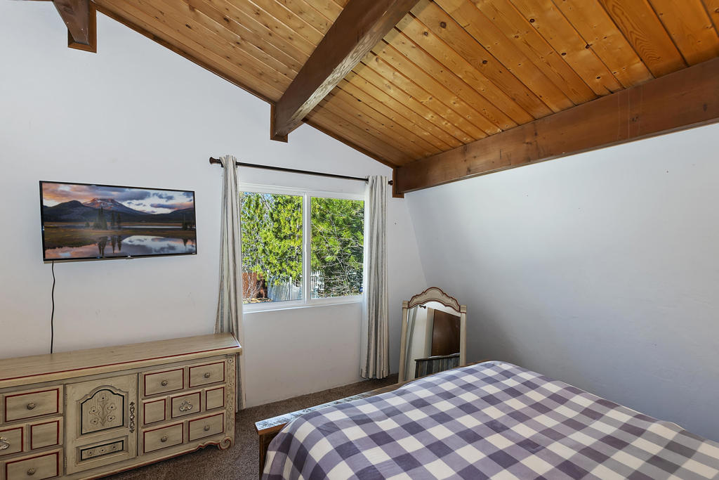 40138 Hillcrest Drive Property Photo 24