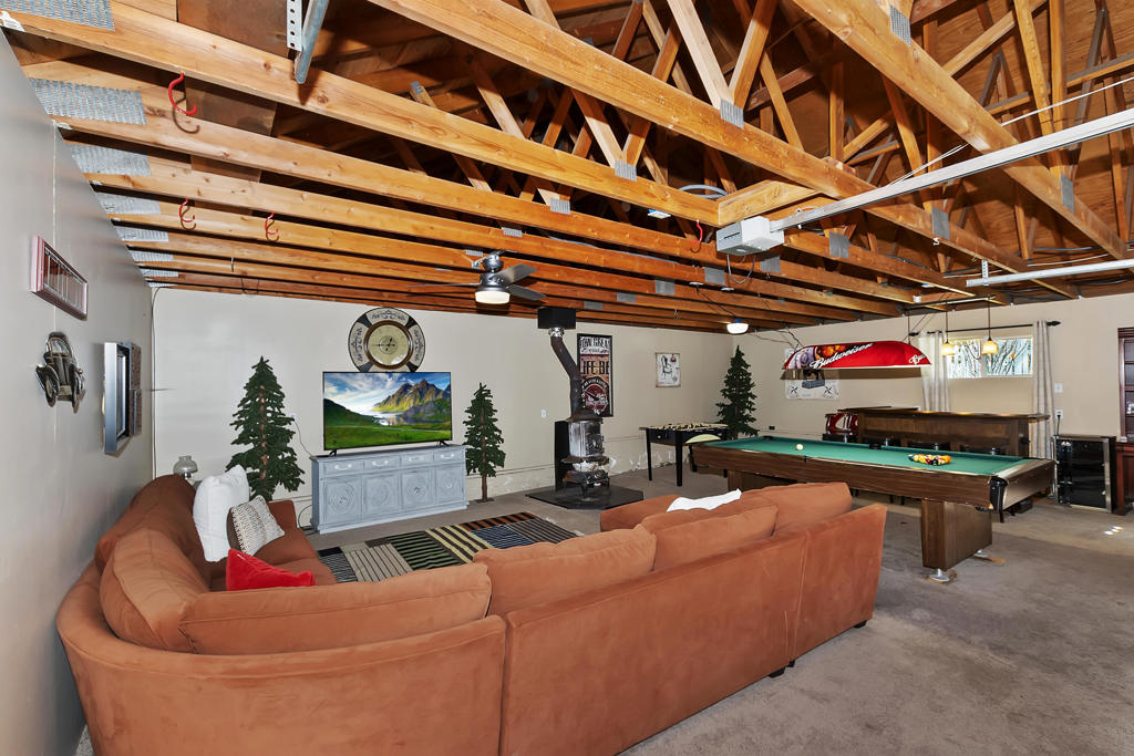 40138 Hillcrest Drive Property Photo 35