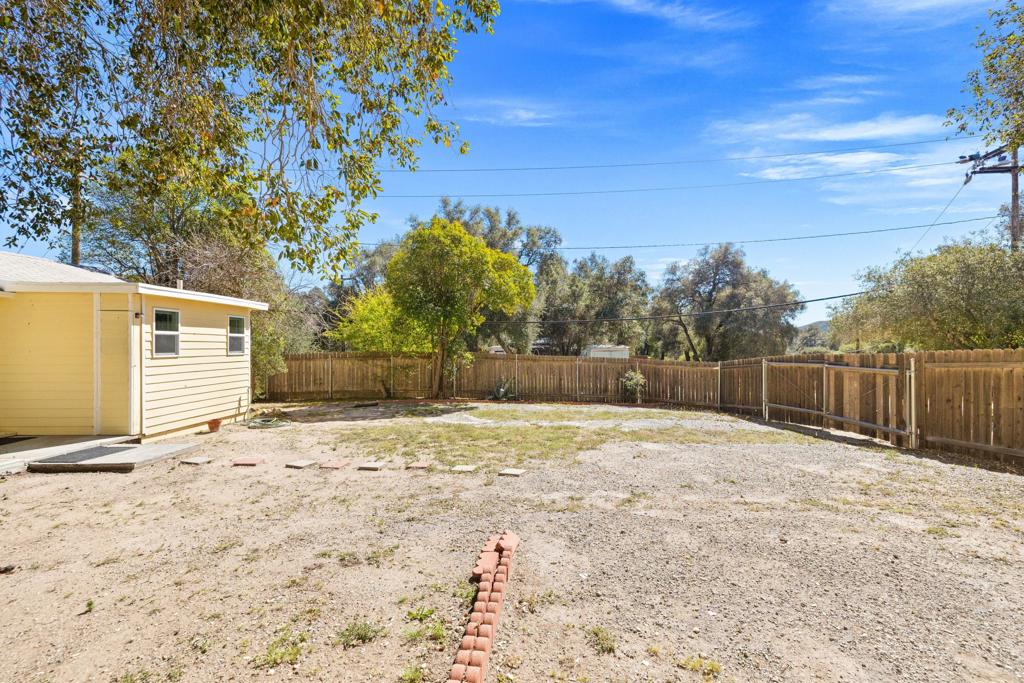 18670 Cryer Drive Property Photo 24