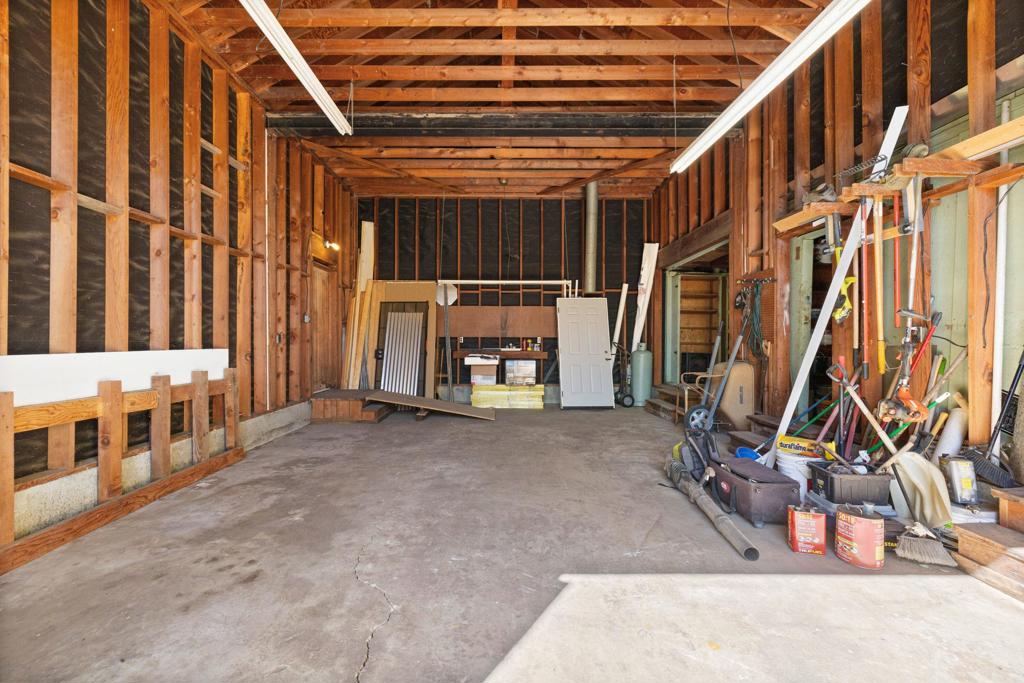 18670 Cryer Drive Property Photo 45