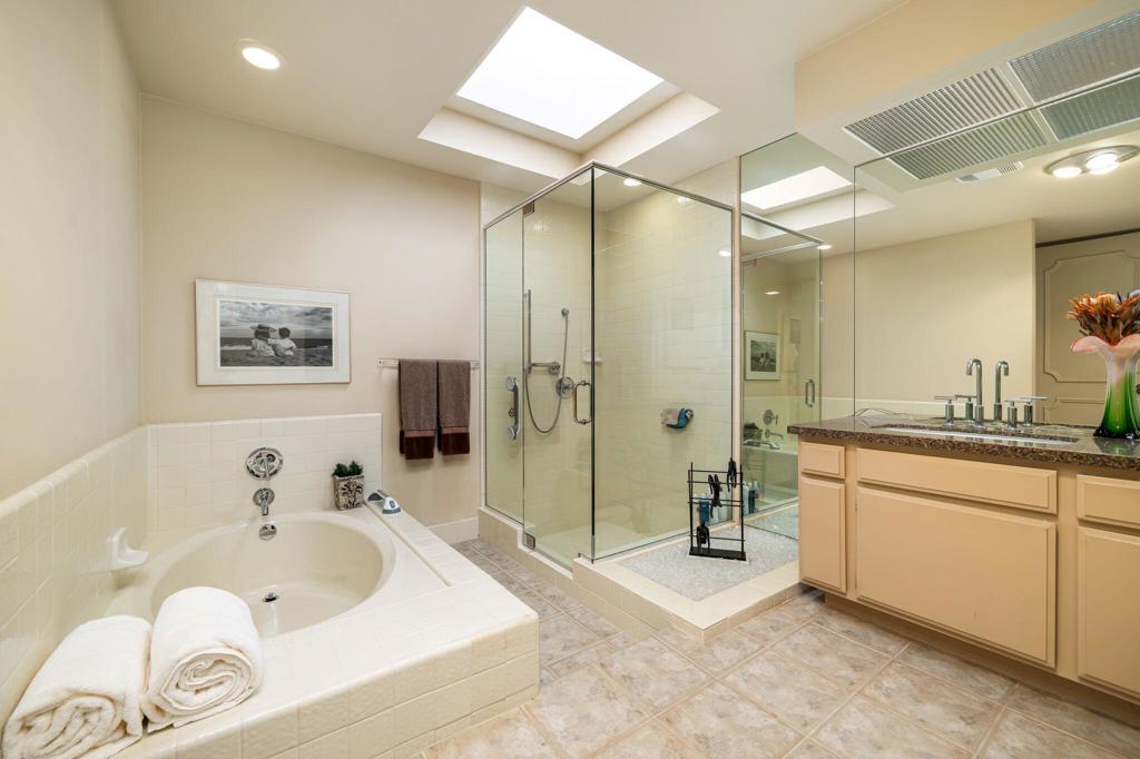 4 Rutgers Court Property Photo 35