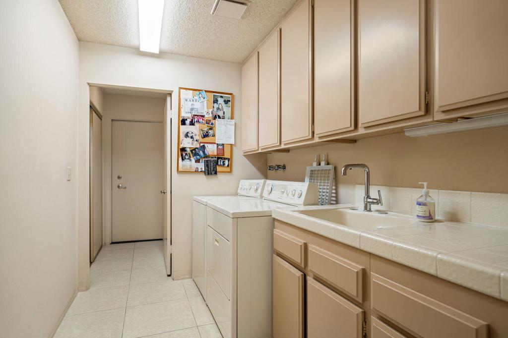 4 Rutgers Court Property Photo 39