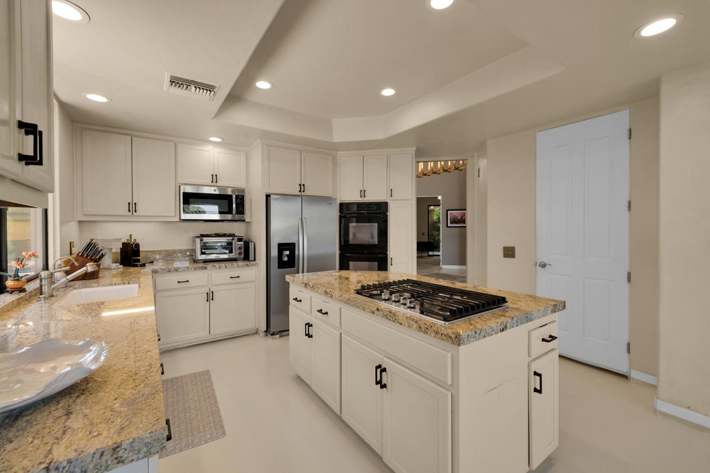 76895 Avenida Fernando Property Photo 17