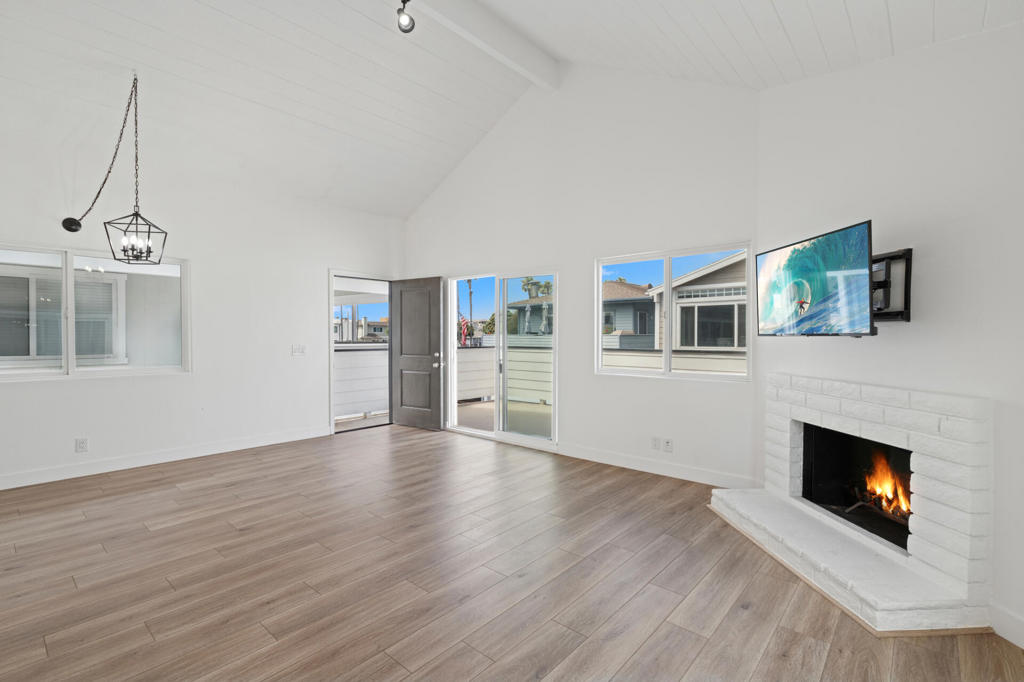 204 David Drive Property Photo 2