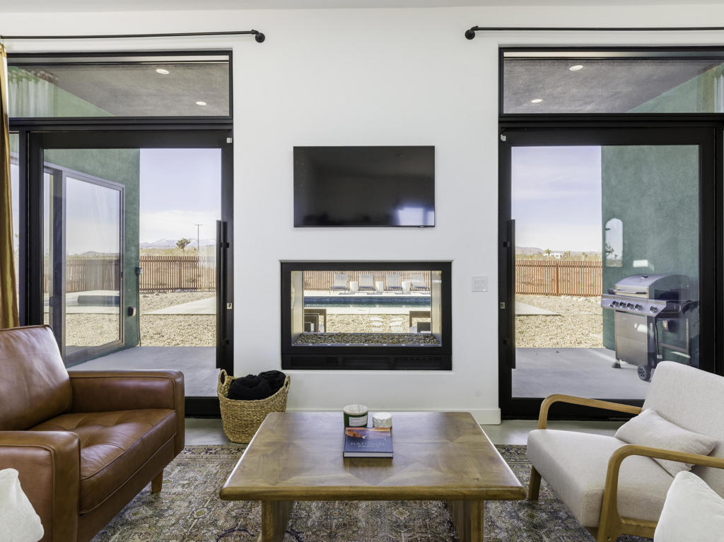 59130 Reche Road Property Photo 14