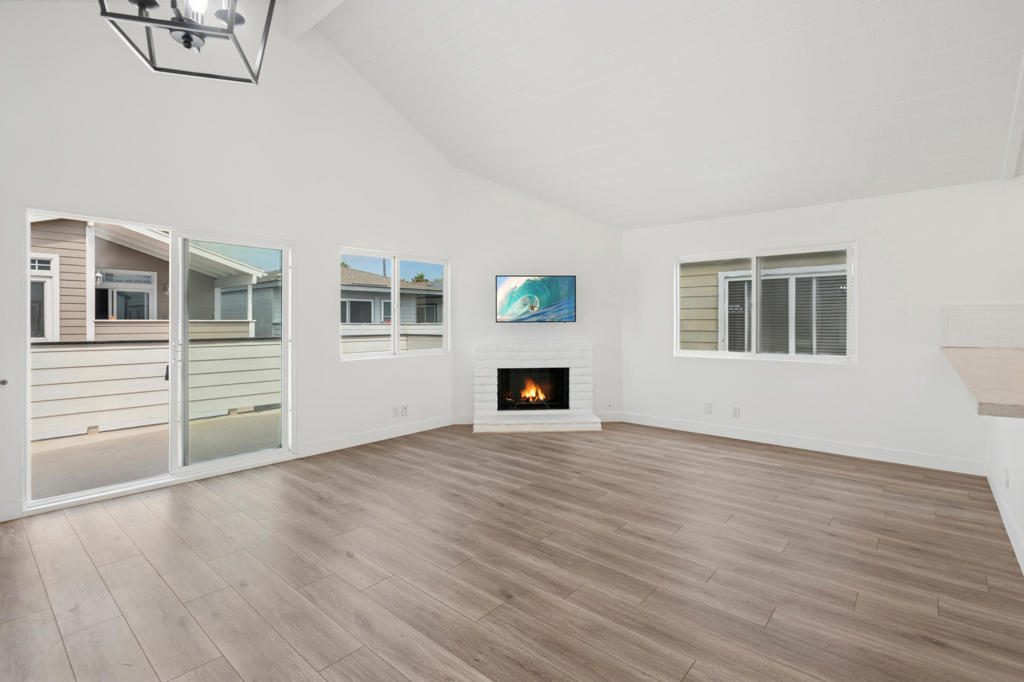 204 David Drive Property Photo 5